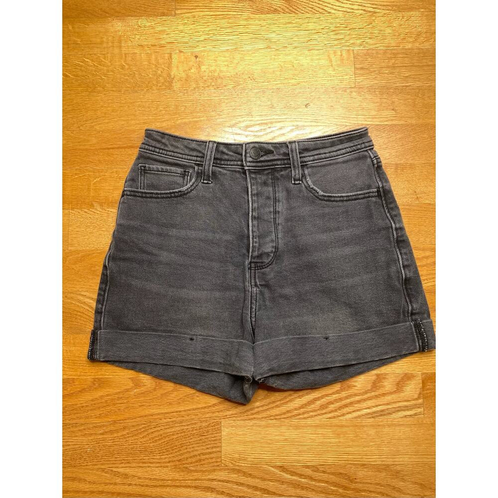 Hollister Jean Shorts, Black Ultra High-Rise Mom Short 3" Stretch, Cuffs, W23 00